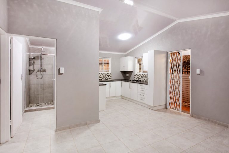 Lambuilt Modular Fourways 12